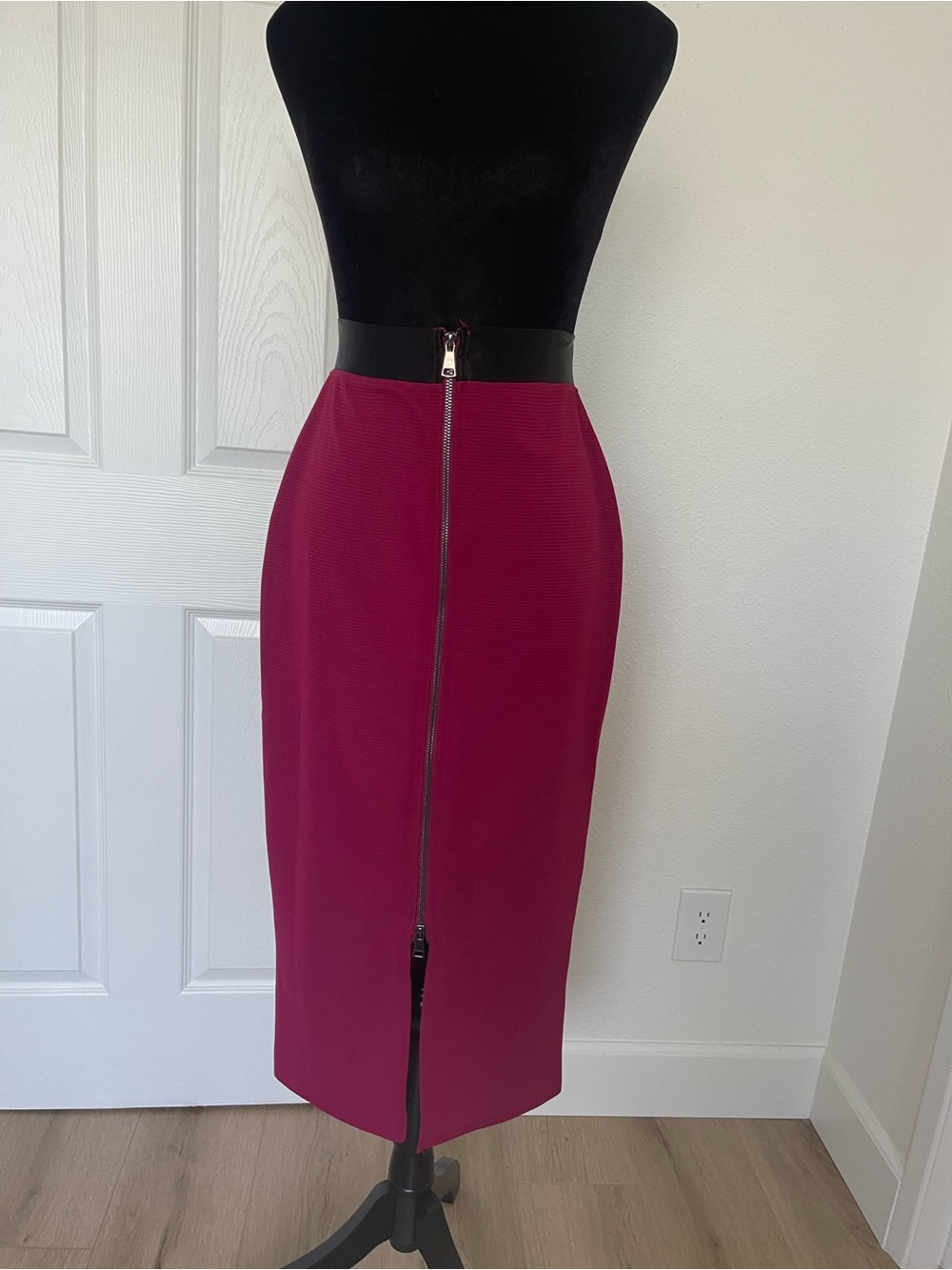 bebe Wine High-Waist Midi Pencil Skirt with Front Zip